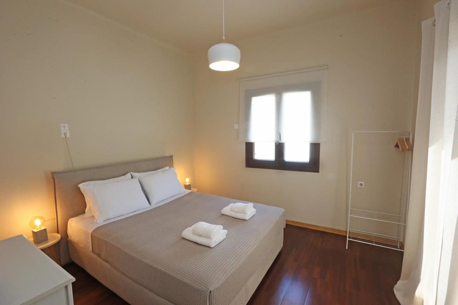 Pine Cottage, Syros Island Agros  エクステリア 写真
